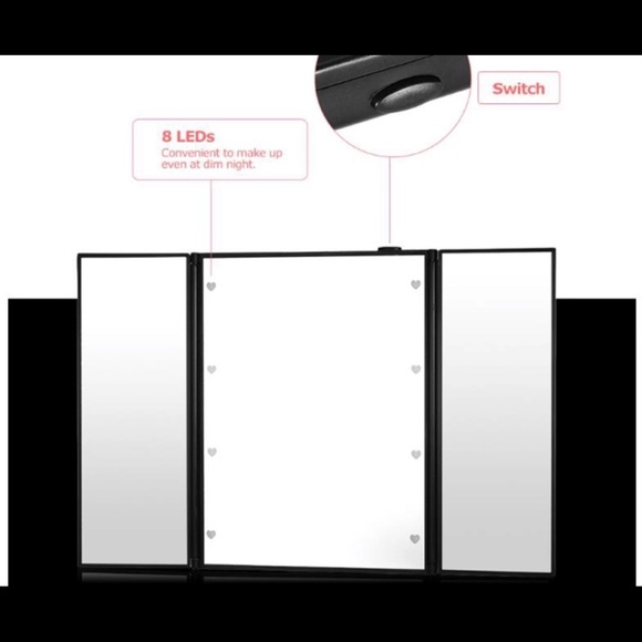LED Cosmetic Portable Mirror - Picture 2 of 3